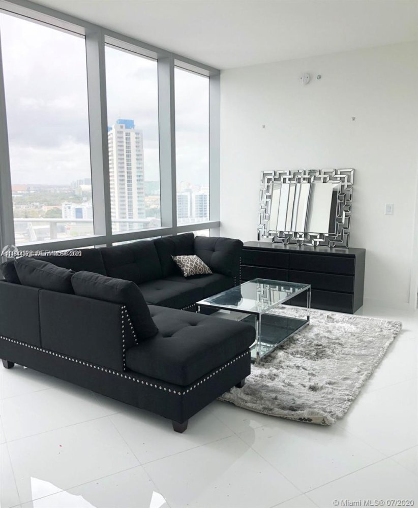 1 bedroom Commercial property for rent in Miami, Miami-Dade, Florida, USA № 614697