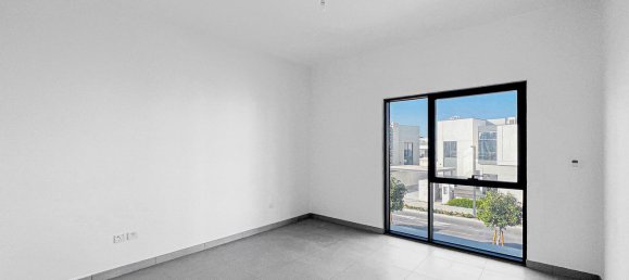 5 bedrooms Villa in Al Furjan, UAE No. 101364 10