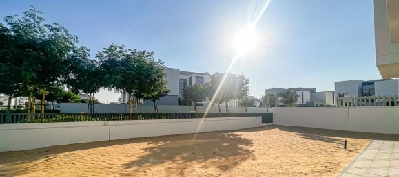 5 bedrooms Villa in Al Furjan, UAE No. 101364 17
