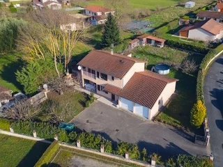 8 rooms House in Mezeriat, France No. 190275