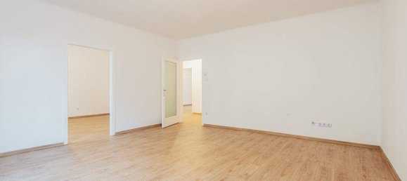 2-salle Appartement à Favoriten, Austria No. 204401 3
