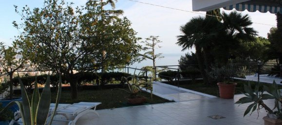 Apartamento de 2 dormitorios en Sanremo, Italy No. 398650 10