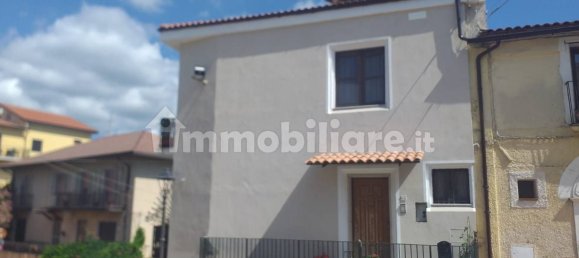 2 bedrooms House in Rovito, Italy No. 39459 5