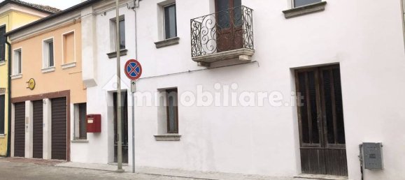 570m² Building in Adria, Italy No. 15976 7