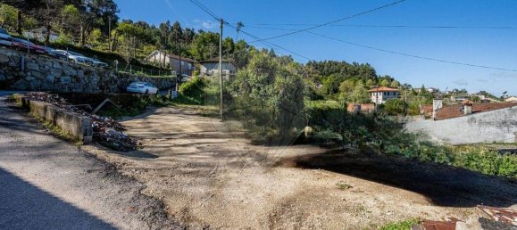 3 bedrooms House in Quinchaes, Portugal No. 167076 4