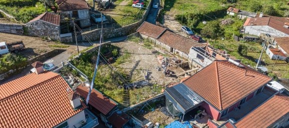 3 bedrooms House in Quinchaes, Portugal No. 167076 5