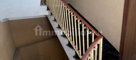 2 bedrooms Apartment in Genoa, Italy No. 39530 2