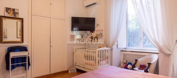 2 bedrooms Apartment in Naples, Italy No. 375401 11