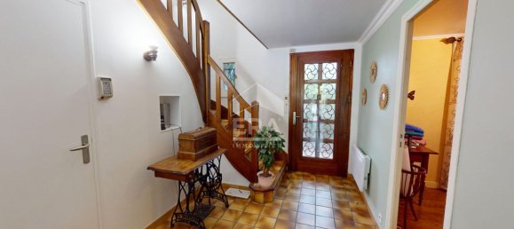 5 bedrooms House in Bourges, France No. 251602 7