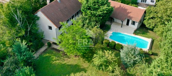 5 bedrooms House in Bourges, France No. 251602 11