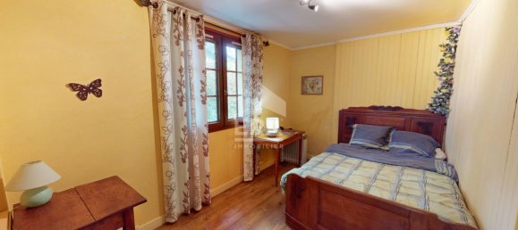 5 bedrooms House in Bourges, France No. 251602 5