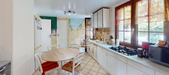 5 bedrooms House in Bourges, France No. 251602 13