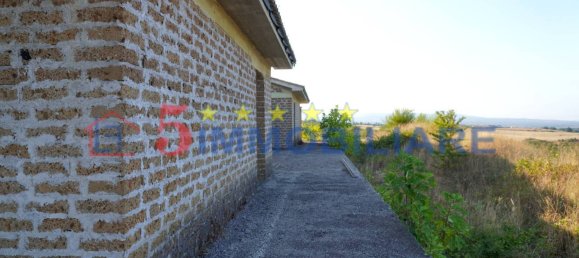 Casa de 5 dormitorios en Monterosi, Italy No. 343739 37