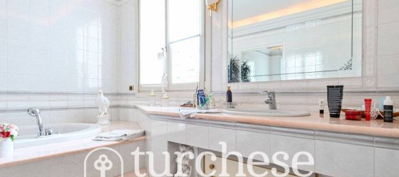 5 غرف نوم فيلا في Bergamo, Italy رقم 144361 45