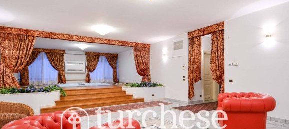 5 غرف نوم فيلا في Bergamo, Italy رقم 144361 81