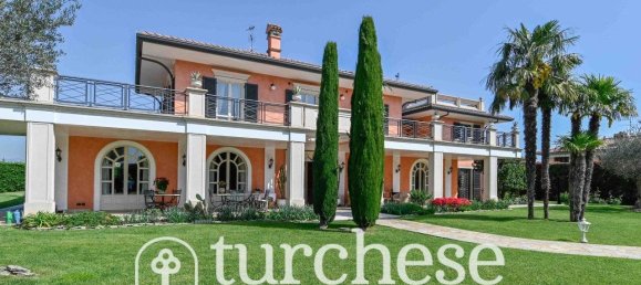 5 غرف نوم فيلا في Bergamo, Italy رقم 144361 80