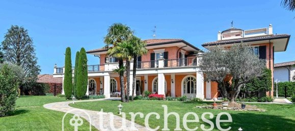 5 غرف نوم فيلا في Bergamo, Italy رقم 144361 10