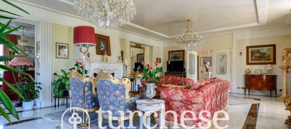 5 غرف نوم فيلا في Bergamo, Italy رقم 144361 19