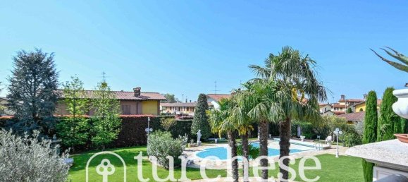 5 غرف نوم فيلا في Bergamo, Italy رقم 144361 57