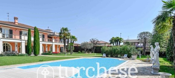 5 غرف نوم فيلا في Bergamo, Italy رقم 144361 76