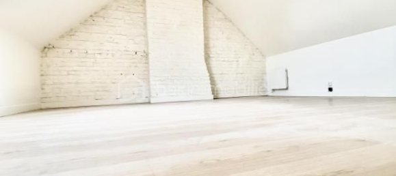 3 chambres Maison de ville à Hinges, France No. 261308 11