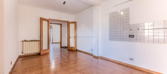 Квартира с 4 комнатами в Помеция, Италия № 130875 5