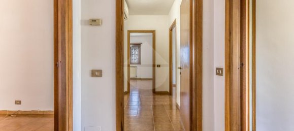 Квартира с 4 комнатами в Помеция, Италия № 130875 7