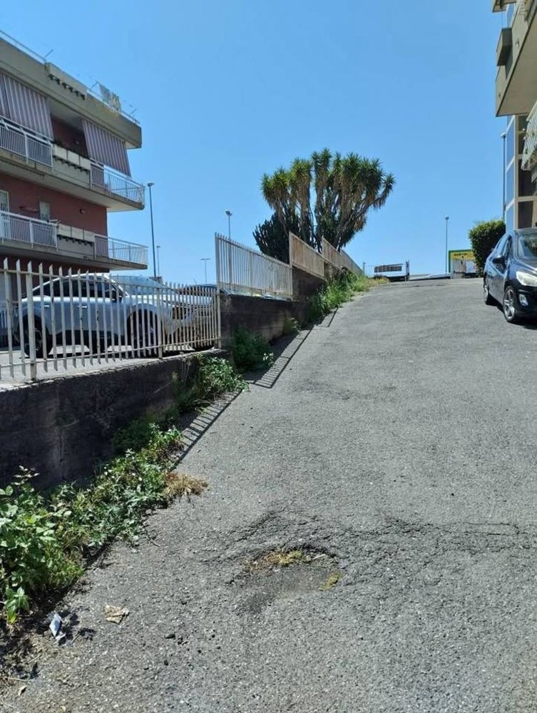 Garage à Riposto, Italy 50m² No. 261277