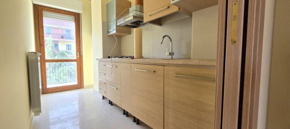 4-Zimmer Wohnung in L'Aquila, Italy, Nr. 63068 7