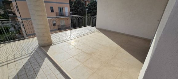 4-Zimmer Wohnung in L'Aquila, Italy, Nr. 63068 19