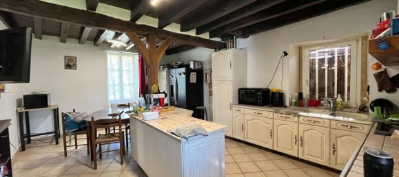 Casa de 3 dormitorios en Croisy, France No. 61580 2