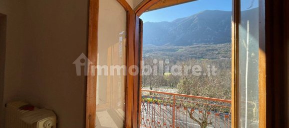 Casa de 3 dormitorios en Balsorano, Italy No. 55790 18