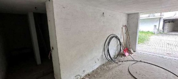 3 rooms Apartment in Trino, Italy No. 68265 3