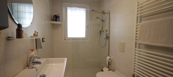 3 bedrooms Villa in Empoli, Italy No. 323232 23