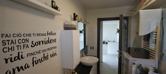 3 bedrooms Villa in Empoli, Italy No. 323232 27