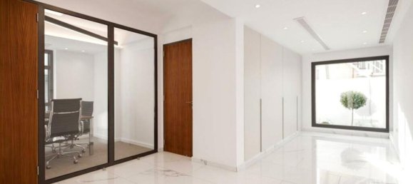 479m² propriété commerciale à vendre à Nicosia, Cyprus № 25468 9