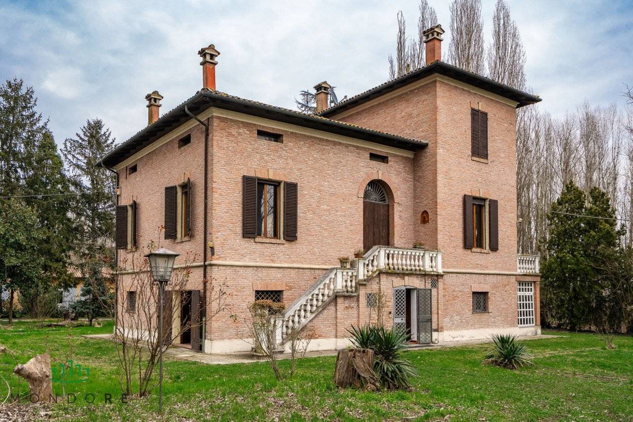 8 bedrooms Villa in Budrio, Italy No. 357596