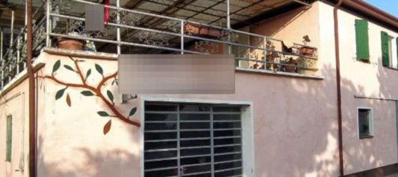 8 rooms House in Rimini, Italy No. 101662 5