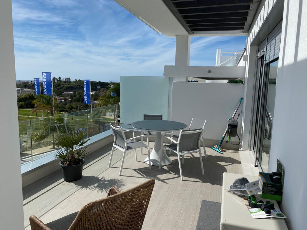 2 bedrooms Apartment in Estepona, Spain No. 185059