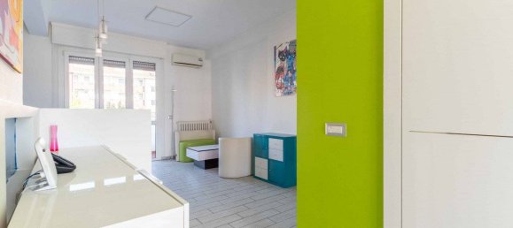 3 bedrooms Apartment in Milan, Italy No. 326193 6