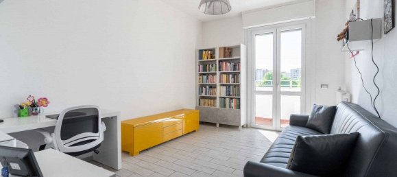 3 bedrooms Apartment in Milan, Italy No. 326193 21