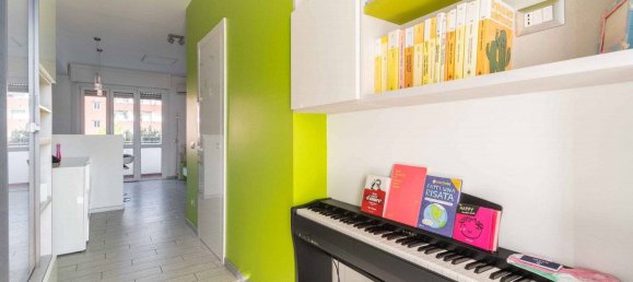 3 bedrooms Apartment in Milan, Italy No. 326193 7