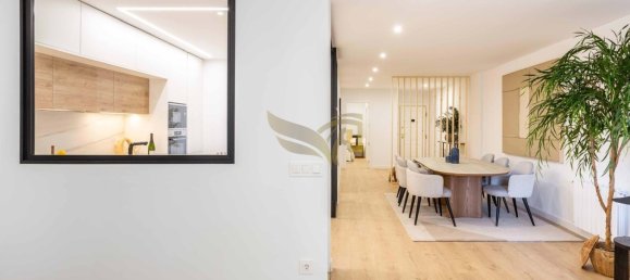 4 bedrooms Apartment in Madrid, Spain No. 126879 16