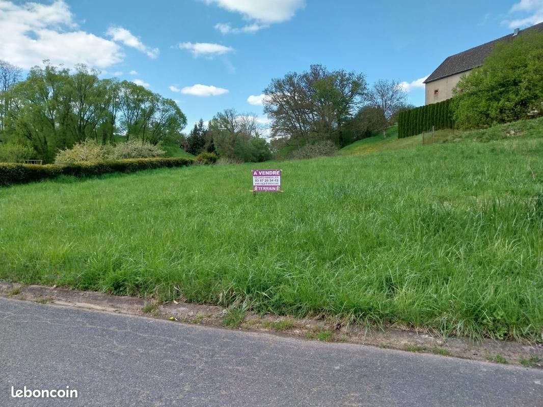 Terreno en Volmunster, France 863 m² No. 75709