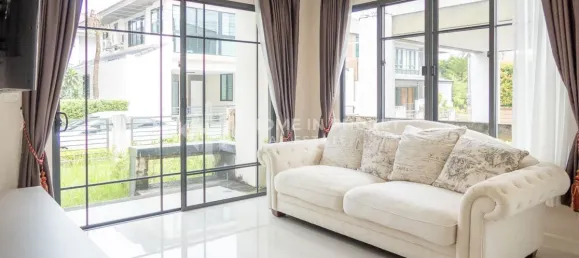 3 Schlafzimmer Haus in Phuket, Thailand, Nr. 60992 3