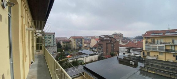2 rooms Apartment in Moncalieri, Italy No. 151073 4