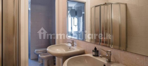 2-salle Bureau à Turin, Italy No. 379926 4