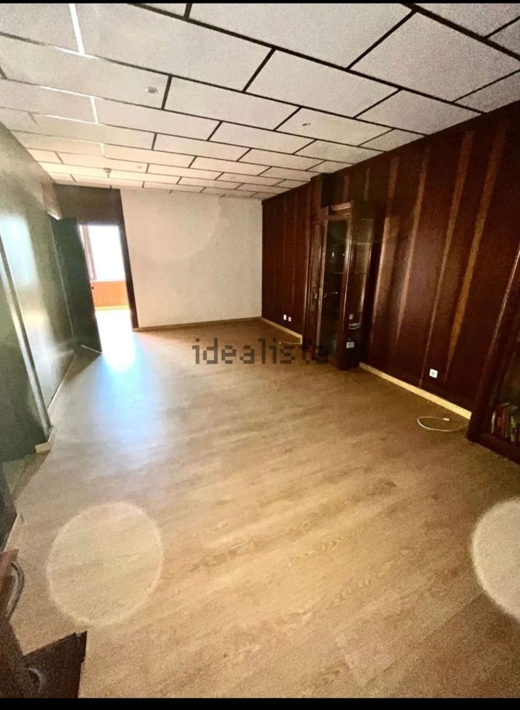 56m² Office in Matosinhos, Portugal No. 285596