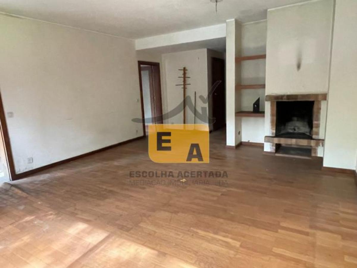 4 bedrooms Apartment in Porto, Portugal No. 5729