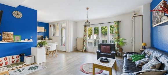 Квартира с 4 спальнями в Сен-Жени-Лаваль, Франция № 335235 2